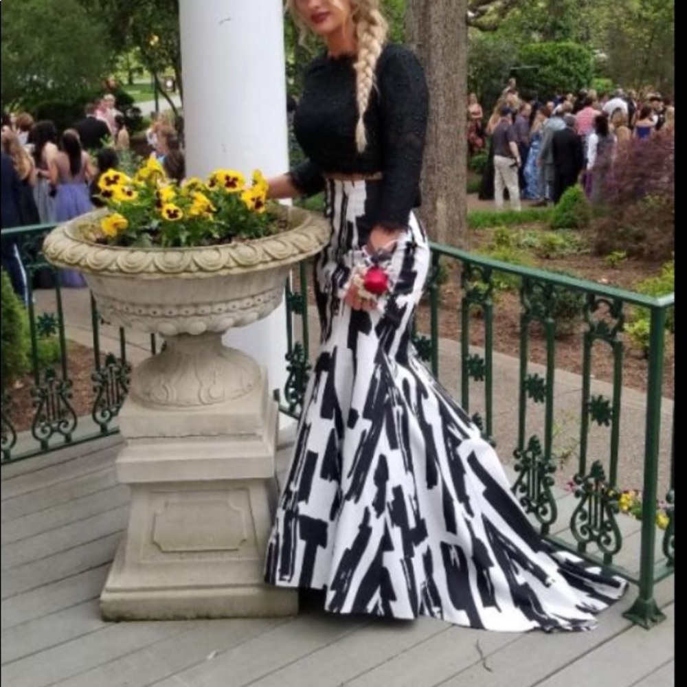 Sherri hill black and white two piece dress